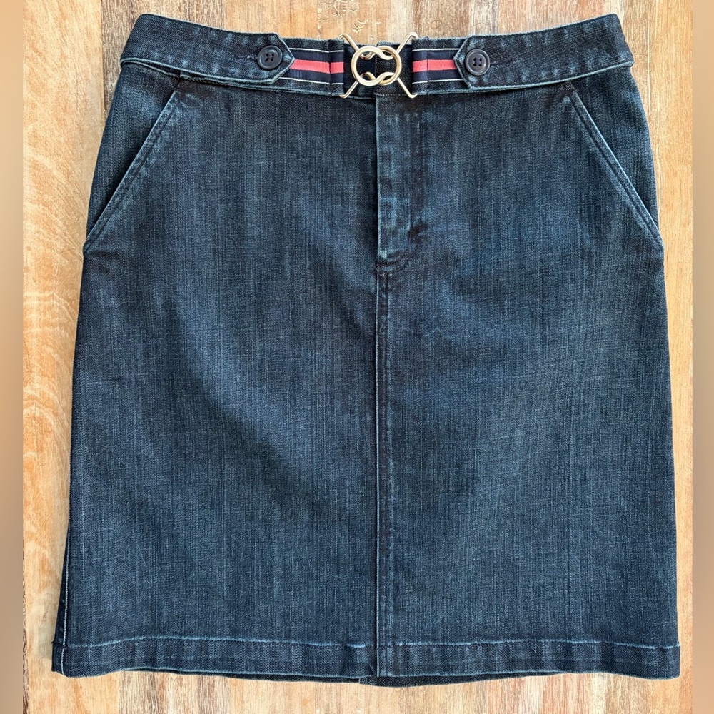 Talbots Dark Wash Denim Stretch Pencil Skirt Size 6 Gold Buckle Belt Accent